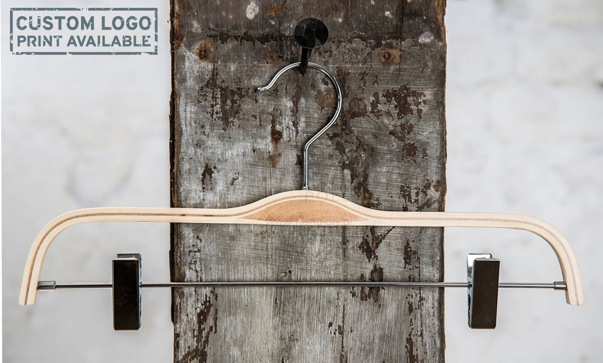 Watford natural pants hanger Hangers in stock \ Wooden hangers