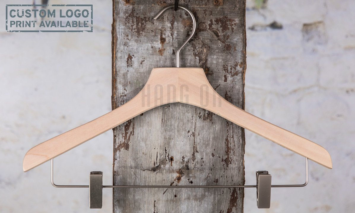 Wooden hanger with clips bar and nature finish, 44 cm, style 212111998 Hangers in stock